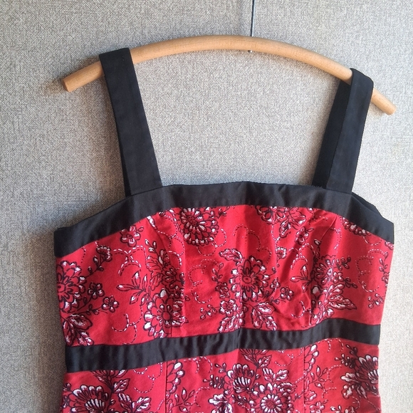 Rockabilly Modest Neckline Dress Size 12 Red Floral Bandana Retro Sag Harbor - Picture 2 of 4